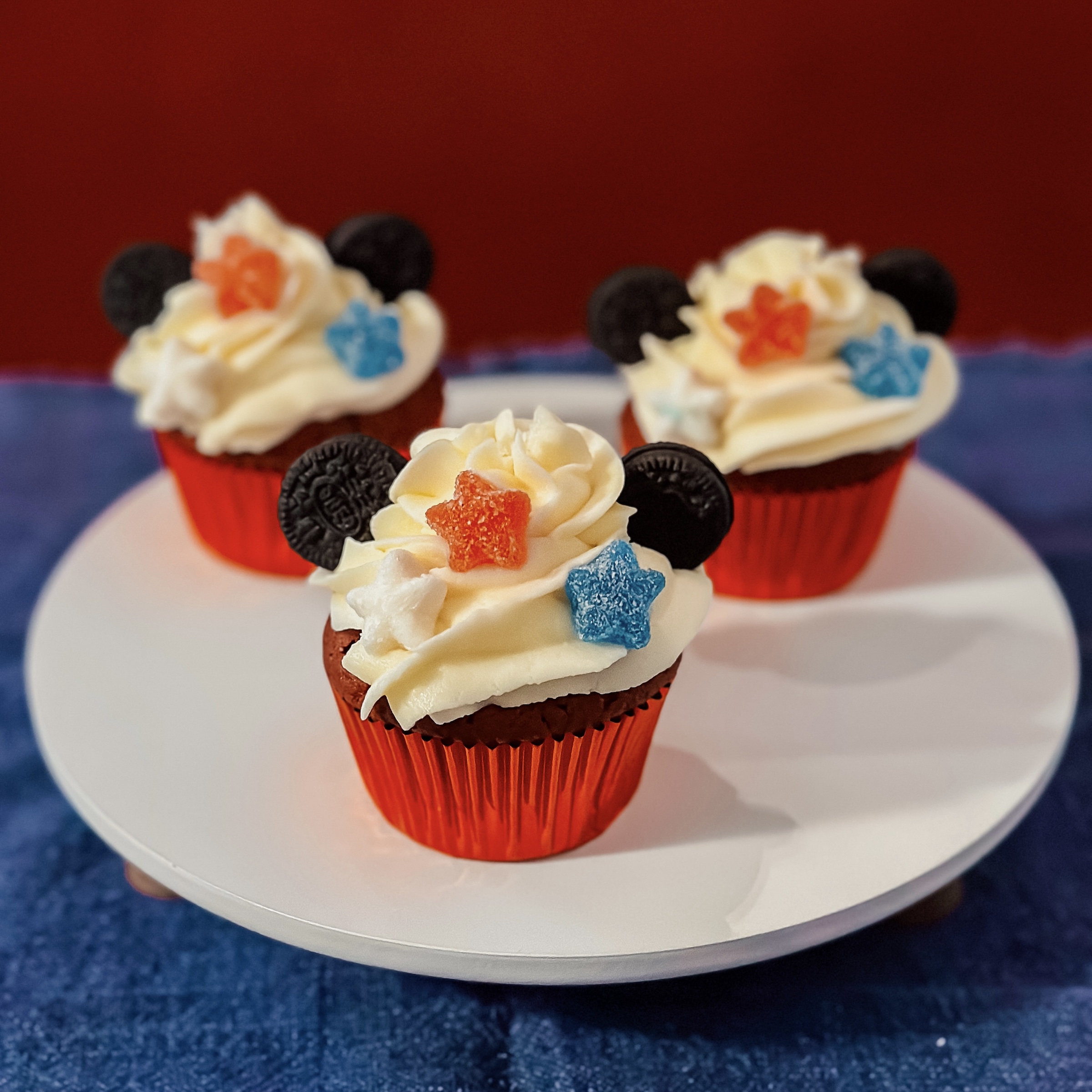 Mickey's Red, White, and Blue Cupcakes